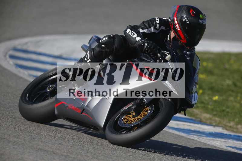 /Archiv-2024/01 26.-28.01.2024 Moto Center Thun Jerez/Gruppe gruen-green/229